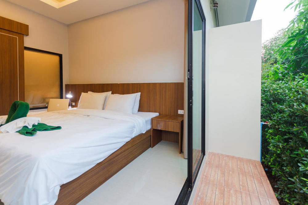 Happy Eight Resort Sha Nai Harn Exterior photo